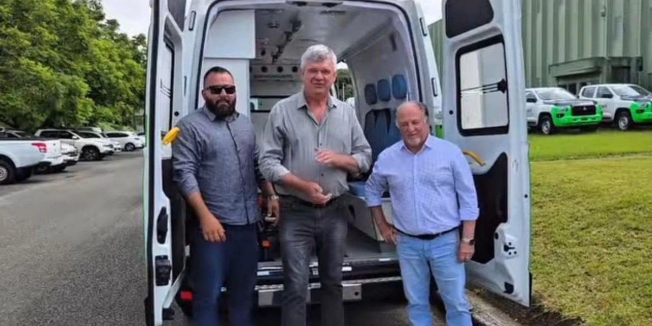 Com investimento de R$ 530 mil, Jaguariaíva garante nova ambulância de suporte avançado