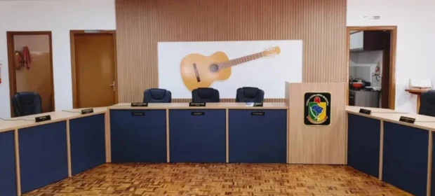 Município tem sete dos nove vereadores cassados por compra de votos no Paraná