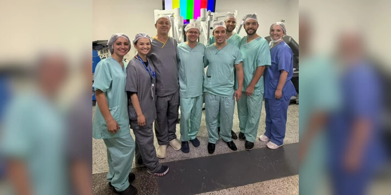 Santa Casa de Ponta Grossa atinge marca de 10 cirurgias robóticas
