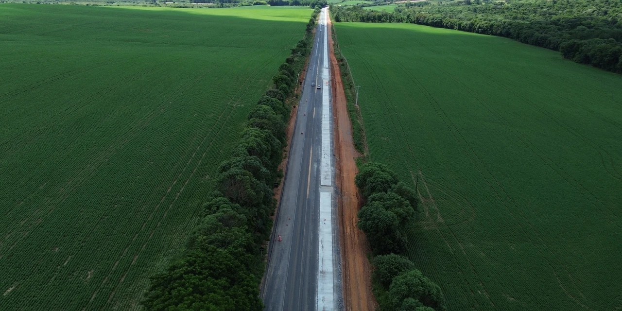 Restauração em concreto da rodovia entre Ponta Grossa e Palmeira chega a 33,5%