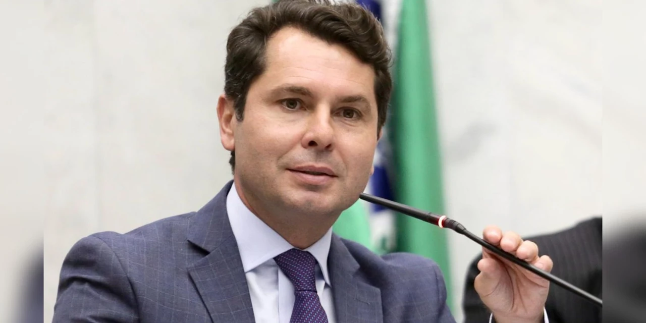 Projeto de Lei propõe plano de enfrentamento às emergências climáticas nas escolas do Paraná