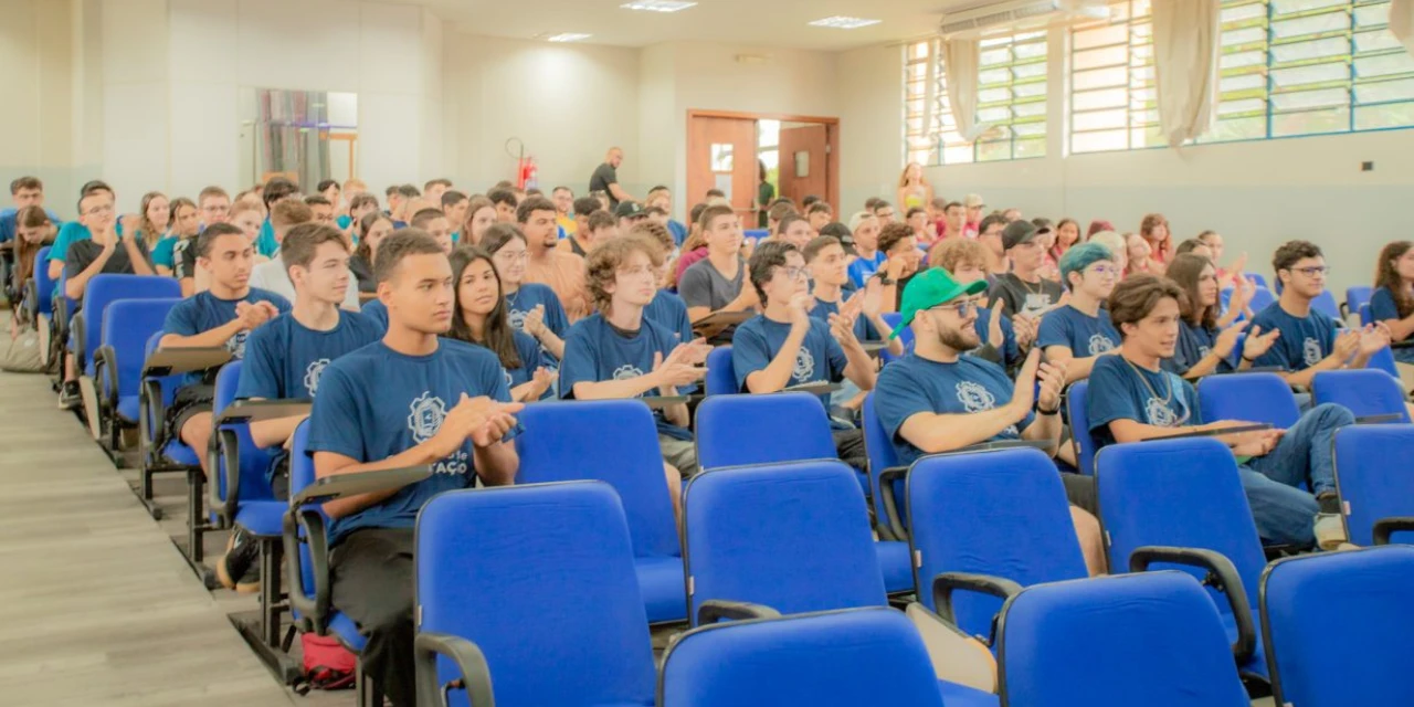 Prae-UEPG promove acolhida oficial aos calouros de 2026