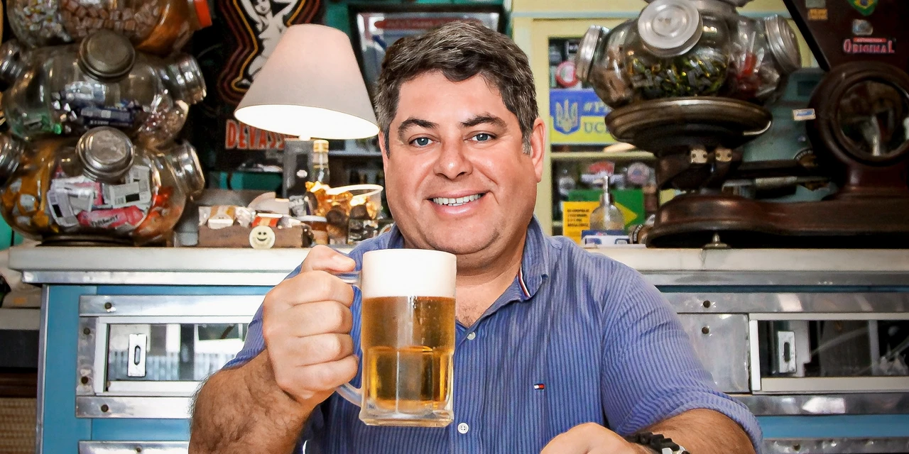 “O que encanta no bar são as histórias e lembranças. Bar é cultura, é alegria”, diz Lucas Klas, do Boteco da Visconde