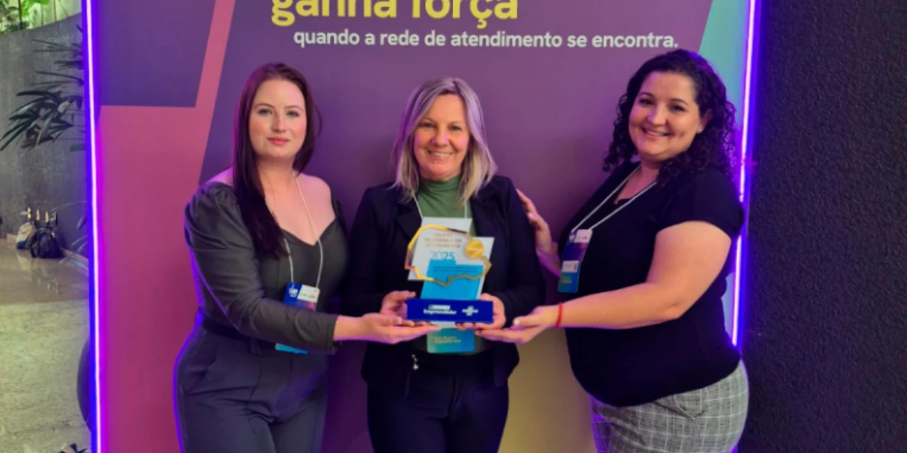 Sala do Empreendedor de Prudentópolis recebe Selo Ouro de Atendimento do Sebrae