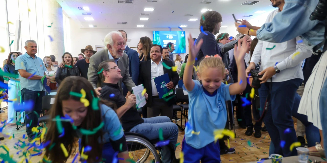 Nova fase do programa Bons Olhos Paraná contempla 22 municípios da região; veja a lista