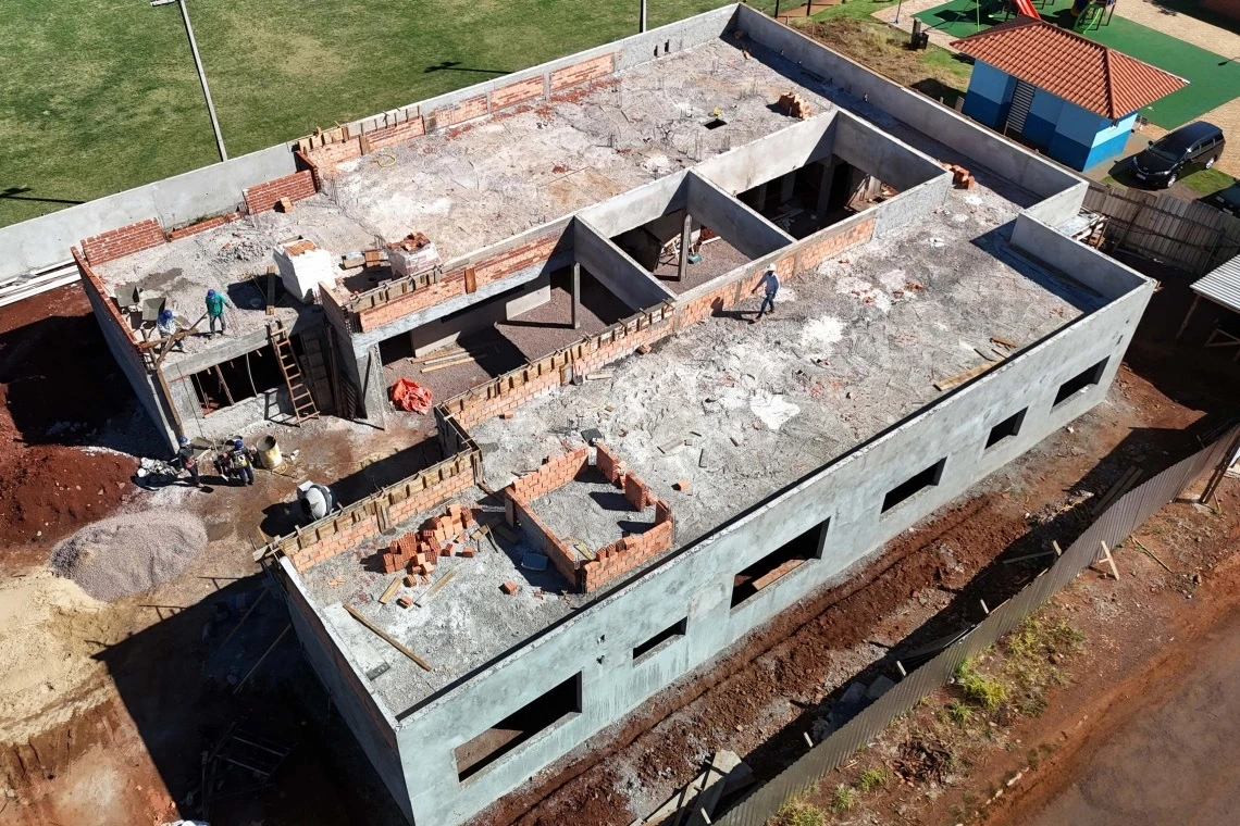 Creche em obras em Santa Tereza do Oeste. Foto: Arnaldo Neto/AEN