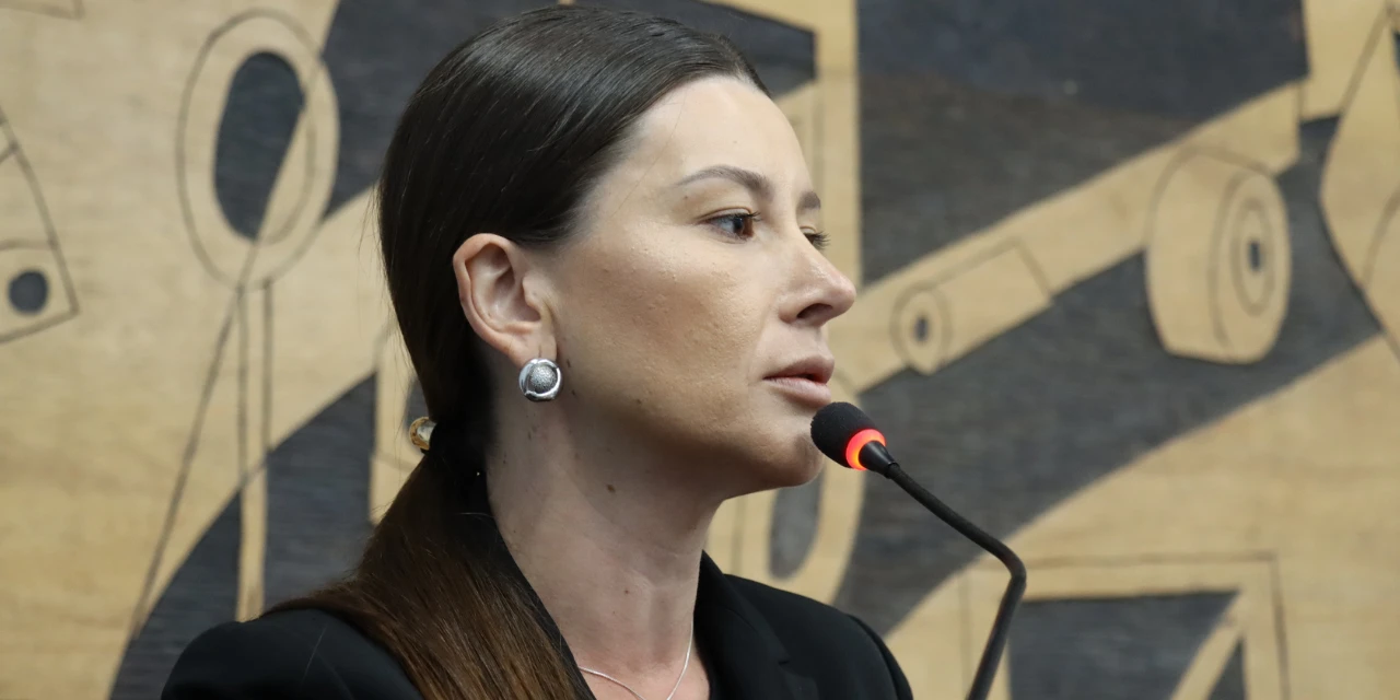 Joce Canto denuncia escola sem água em PG: 'merendeiras estão puxando água da rua'