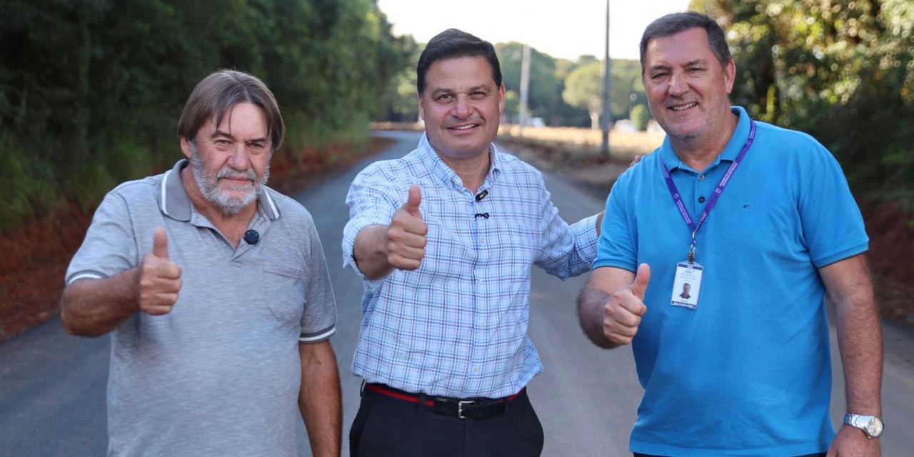 Com investimento de R$ 4,8 milhões, Teixeira Soares pavimenta novo trecho da Estrada da Gruta