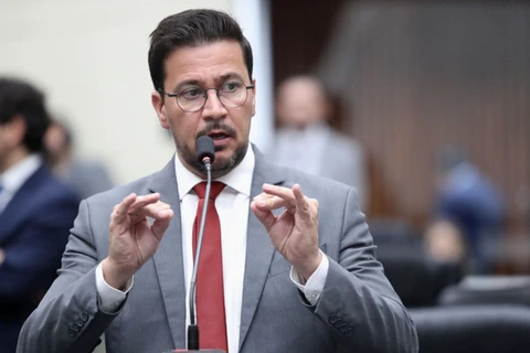 Arilson Chiorato aciona Justiça contra implantação de pedágios sem cancela no Paraná